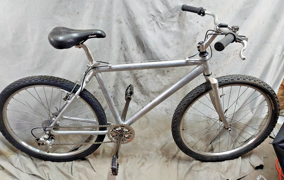 GT Mountain Bike 26 in Bikes | eBay