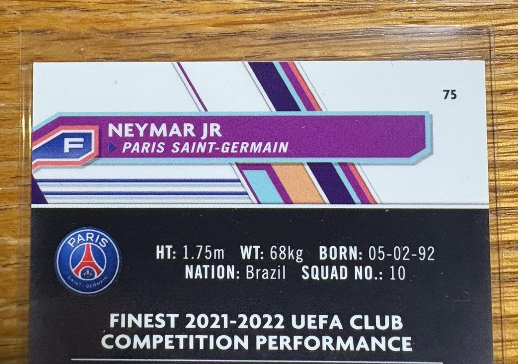 2022-23 Topps Finest UEFA Club Competitions - Neymar Jr #75 Purple 068/299 view 7