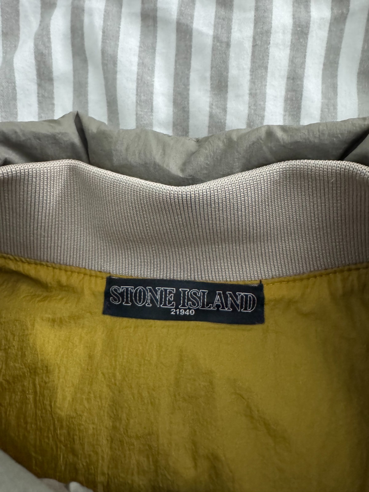 BNWOT STONE ISLAND SHADOW PROJECT MODULAR DOWN VEST LARGE thumbnail 4