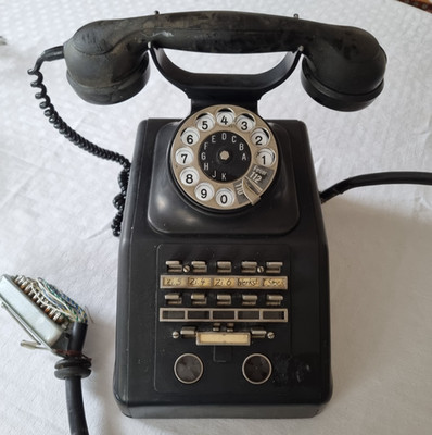Siemens & Halske Wähltelefon + Tasten, Vintage, Teil einer Reipos-Telefonanlage