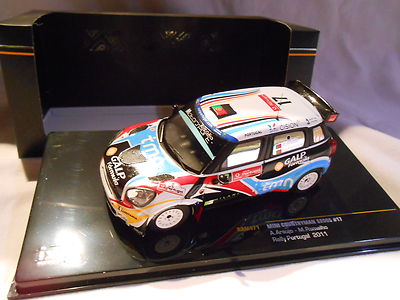 Mini Countryman S2000 N°17 - Rallye Du Portugal 2011 - Maquette 1/43 Ixo Zamac