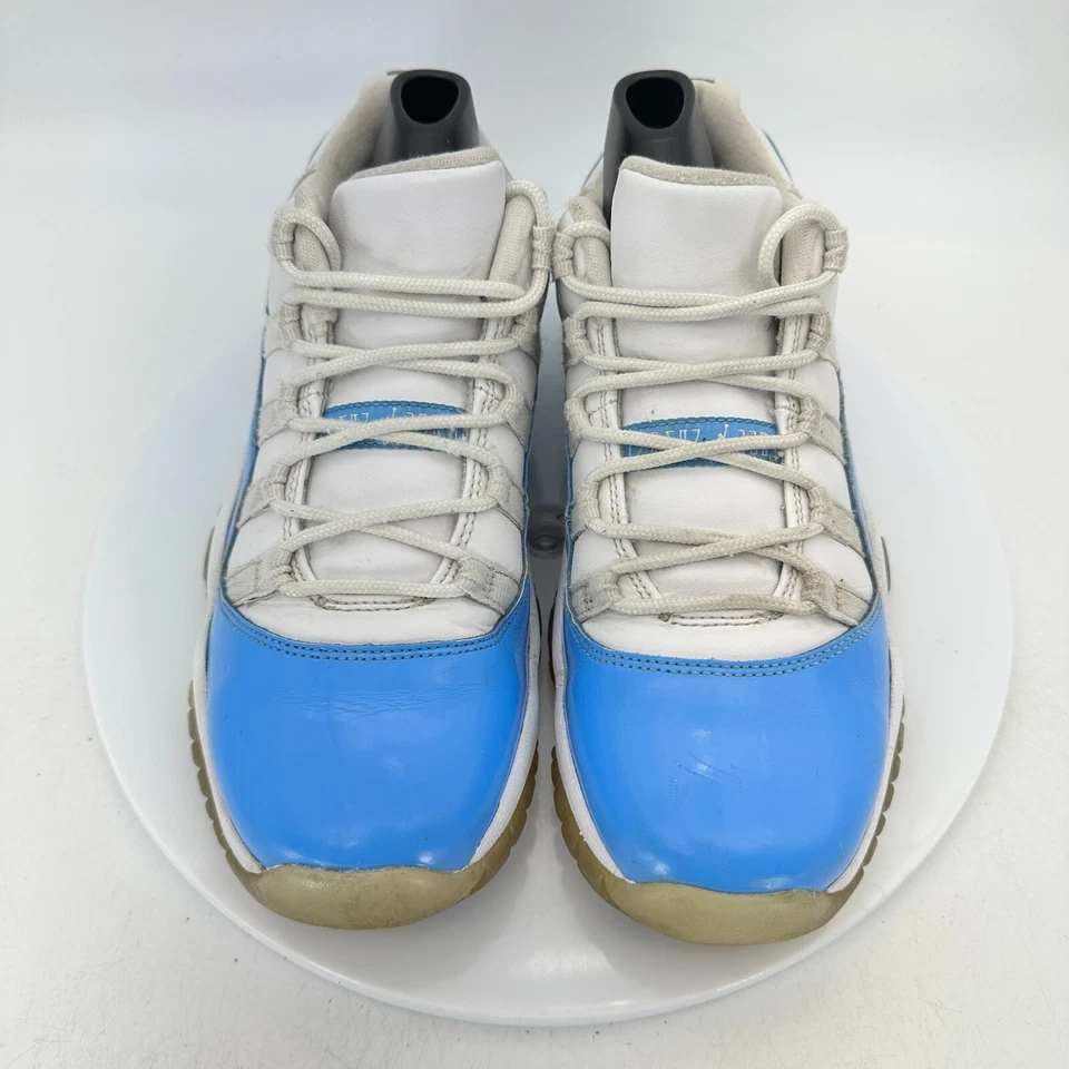 Nike Air Jordan Retro 11 Bajo UNC Juvenil Talla 6.5Y 528896-106 Azul Blanco Zapatos Foto 3 de 4