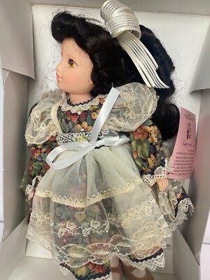 Madame Alexander Let's Play Dolls Alice Darling Susie 9103 14'' in Doll with Box