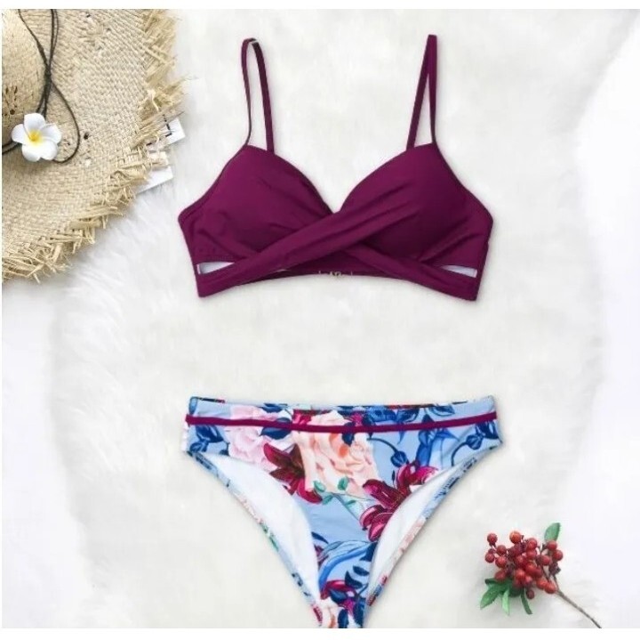 Cupshe Women Twist Front Cutout Bikini Set Swimsuit Low Waisted Sz