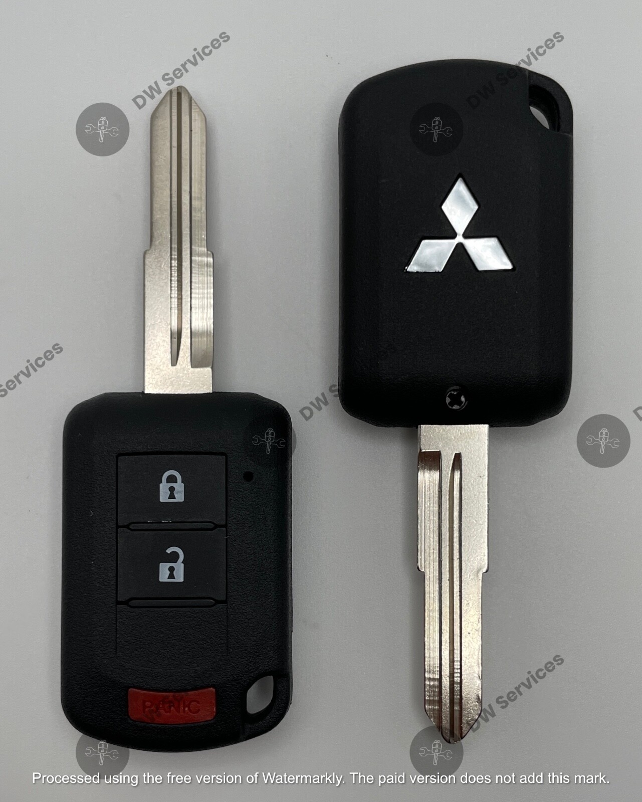 NEW! Mitsubishi LANCER / Outlander 3-button remote head key Fob OUCJ166N 6370B94