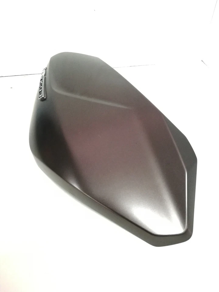 Carenado trasero izquierdo bmw c650 gt 2016 8176 km Foto 3 de 4