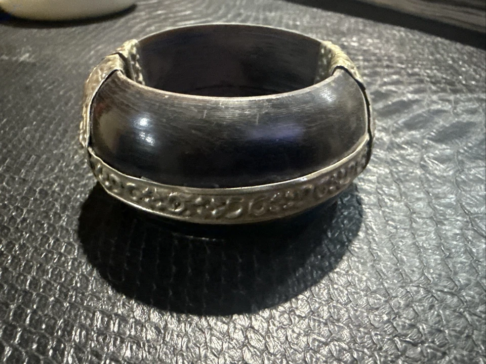 Gorgeous Ebony Wood And Silver Hinge Banding Cuffed Bracelet With Dancers - Image 4 of 4