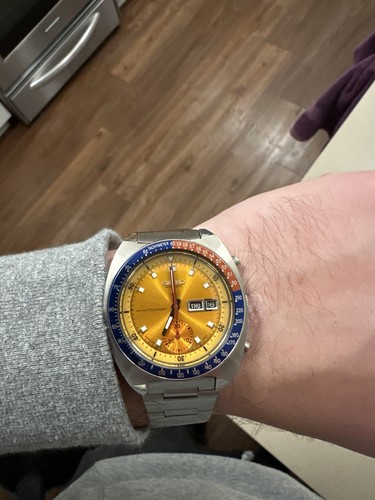 Seiko 6139-6002 “Pogue” Automatic Chronograph Yellow Dial Pepsi Bezel – Running 