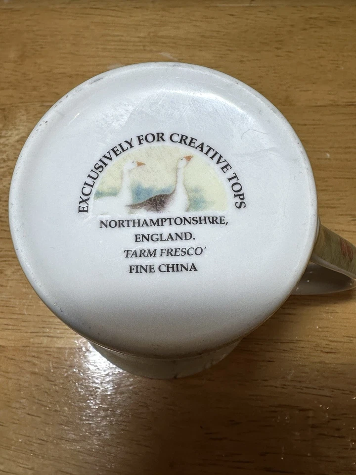 Taza Creative Tops 'Farm Fresco' Dos Caras Pollo y Gansos 10 OZ Hecha en Inglaterra Foto 3 de 3