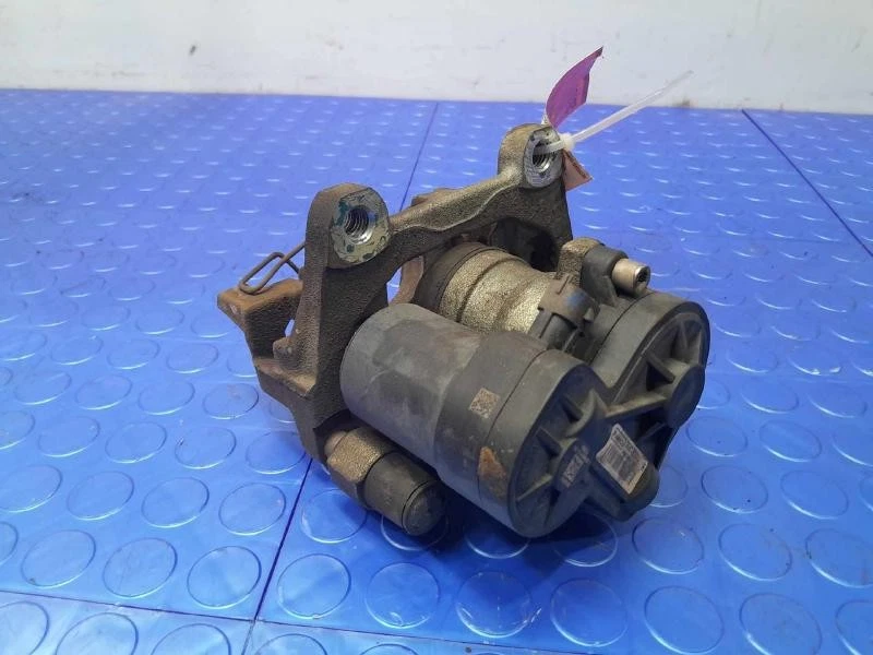 Conjunto de pinza de freno trasera Ford Edge Escape Fusion lado derecho del pasajero OEM Foto 2 de 4