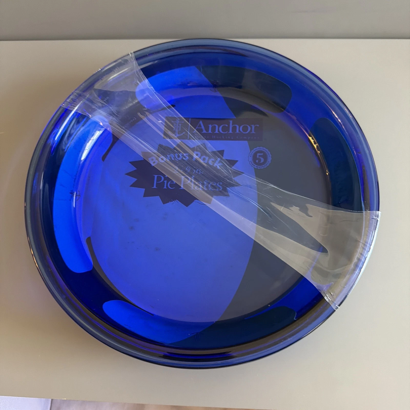 Set of 2 *New in Package* NIP- Anchor Hocking 9 inch Pie Plate/Dish Blue Glass
Opens in a new window