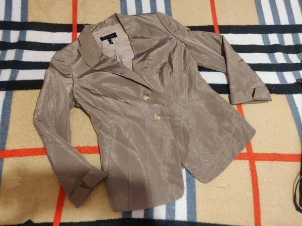 Women Escada Blazer Gold Silk 38