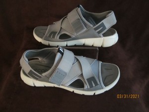 ecco sandals arch support