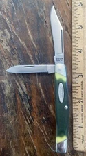 Vintage Camillus Western Folding Knife 2 Blade Yellow/green Sawcut Delrin Unused