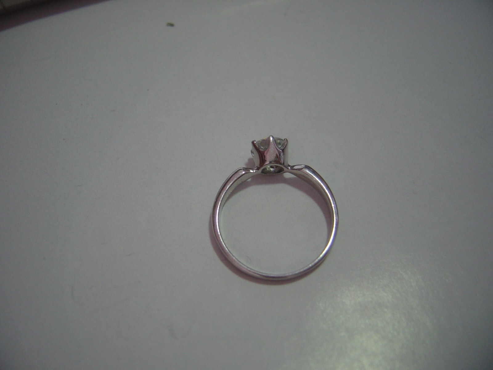 BEAUTIFUL SOLID SILVER RING-SUPERB SINGLE SPARKLY… - image 2