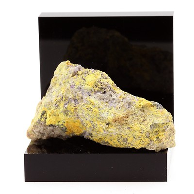 Prixite. 225,8 Ct. Die Molérats Mine, Saint-Prix, Frankreich. Ultra Selten