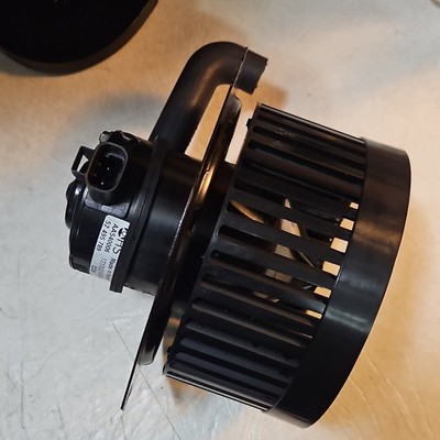2000-07 Chevrolet Suburban HVAC Rear Blower Motor AA540006 GENUINE OEM