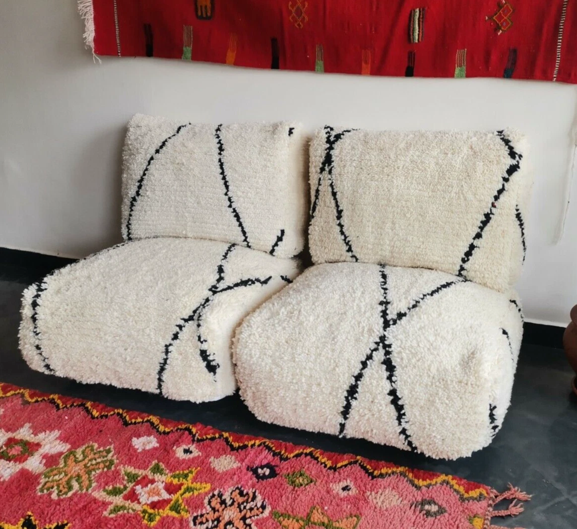 Moroccan Floor Cushion Set - 2 Seats Cushions + 2 Back Cushions + 4 Zipped bags
Opens in a new windo