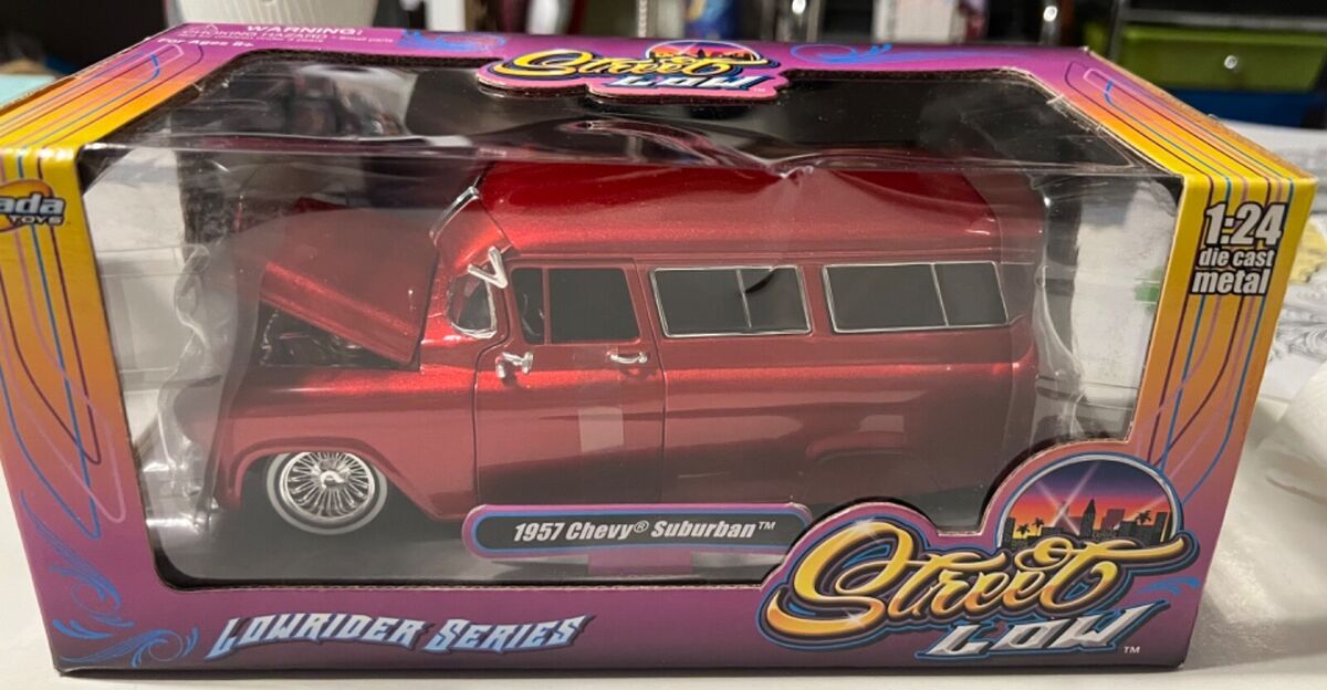 Jada Toys STREET LOW 1957 RED Chevy SUBURBAN LOWRIDER Series Jada Toys STREET LOW 1957 RED Chevy SUBURBAN LOWRIDER Series