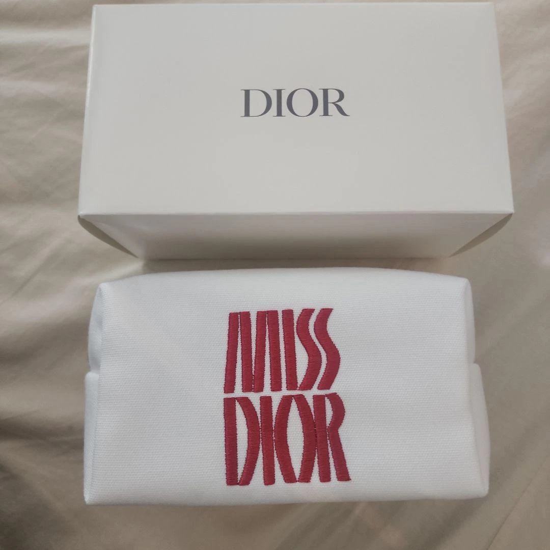 Sac pochette pochette Christian MISS Dior nouveauté vanité blanche NEUF cadeau 2024 JAPON 