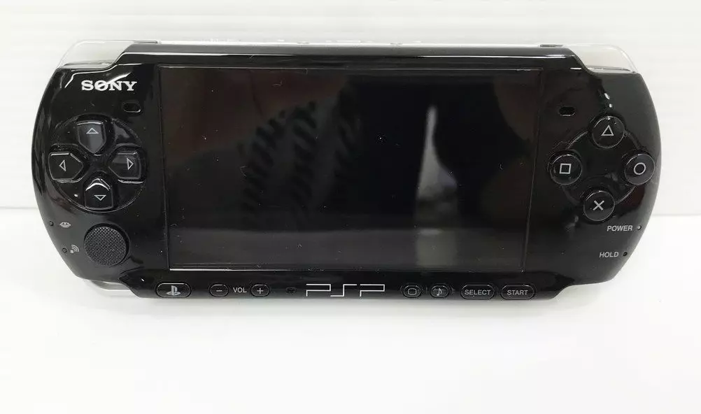 Sony PSP 2000 Launch Edition 64MB Handheld System - Piano Black for sale  online