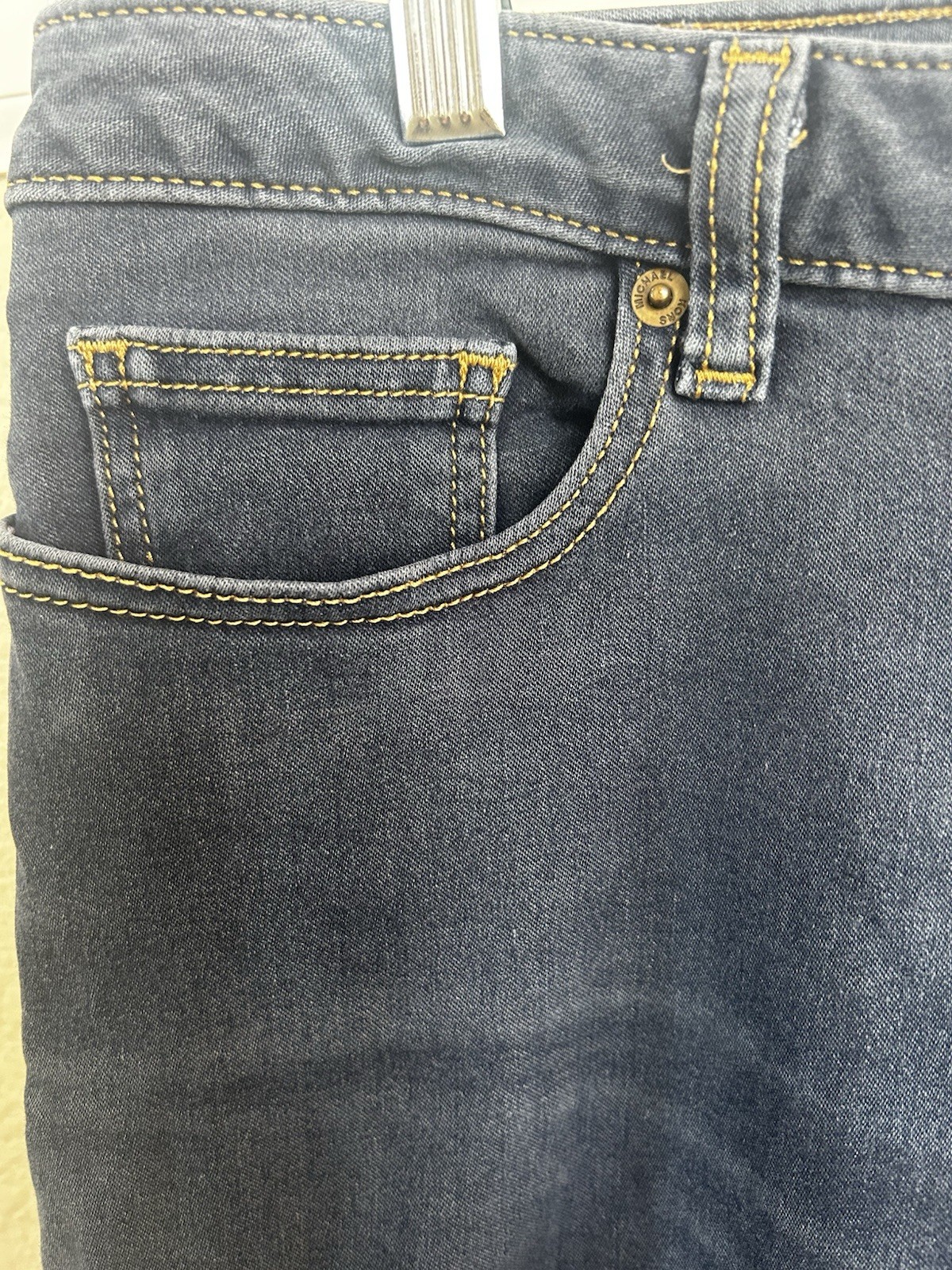 Michael Kors Women’s Jeans size 10 Med Wash (Izzy Skinny) thumbnail 3