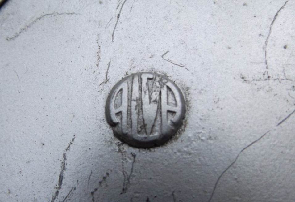T WO  18 3/4 ” inch ALVA ?? Wheel Discs Hubcaps Rolls Royce Bentley