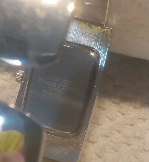 2 Very Nice Watches (UNTESTED NEEDS BATTERIES) - image 11