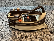 GE Vintage Light’n Easy Self clean 2 Steam Iron ✅EXCELLENT CONDITION✅