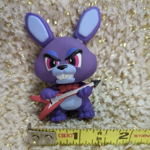 Funko Mystery Minis Five Nights at Freddy's Bonnie w/ Guitar Mini Figure 2016