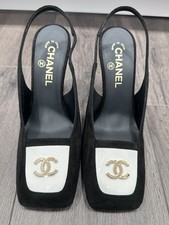 2026 CHANEL BLACK AND WHITE SUEDE GOLD CC LOGO HEELS SLINGBACKS PUMPS SHOES 39.5