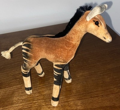 STEIFF  Small Vintage Velvet OKAPI NO ID Excellent Clean 5-6  Look CUTE!