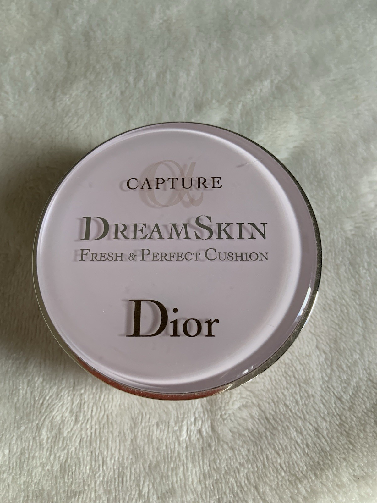 Dior Capture Dream Skin Perfect Cushion Compact Foundation in Shade 020
