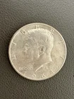 1964 P 50C Kennedy Half Dollar (T9)