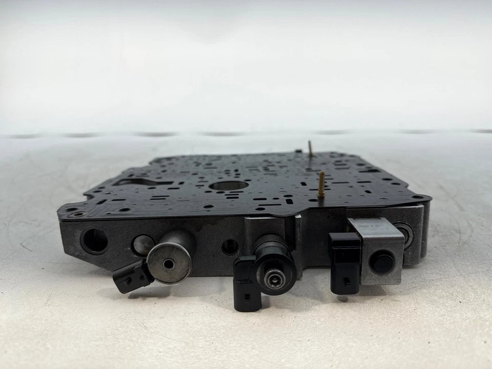 Carrocería de válvula de transmisión Pontiac Grand Prix Tronic 2004-2008 Foto 2 de 4