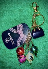 Handmade Beaded Purse Charm Bag Clip, Keychain Rainbow Colors, Flower Charms