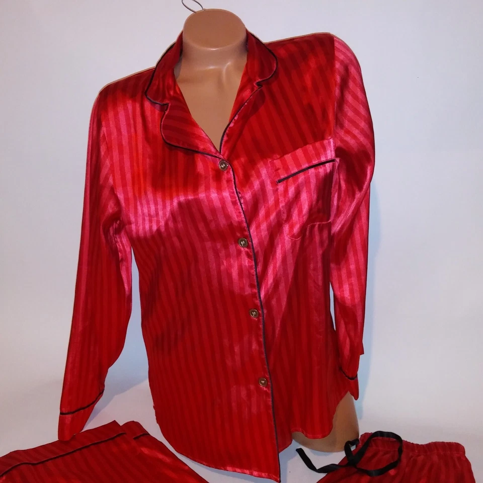 Gilligan & O'Malley Pajama Set Small Red Stripe Long Sleeve Pants Pit to Pit 20" - Image 2 of 4
