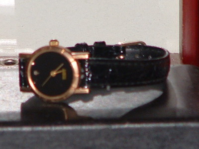 Pre-owned Women display picture 3