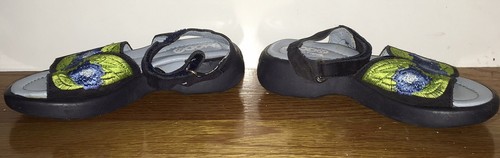 Girls Made in France Mod8 Blue Leather Sandals Floral Embroidery 26 EU - Picture 4 of 7
