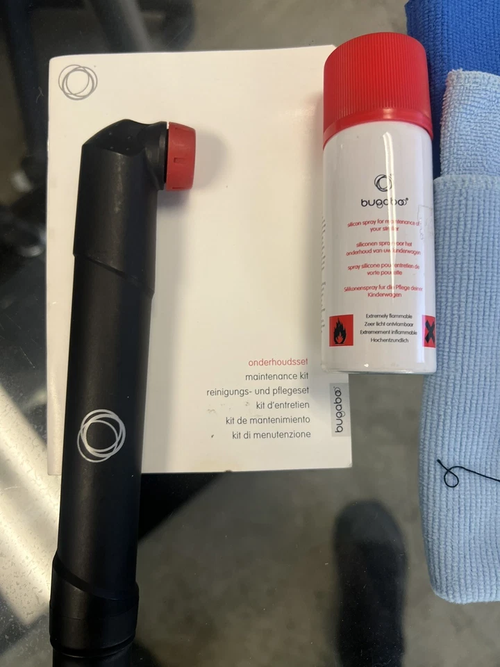Bugaboo Maintenance Kit Complete Tire Pump, Silicone, Petr.Jelly, 2 Clothes, Bag - Image 4 of 4