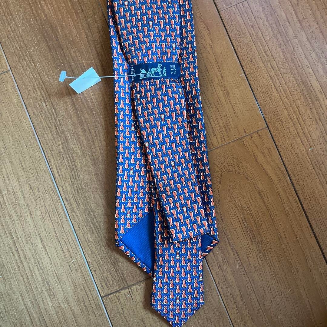 Picture 1 of 4