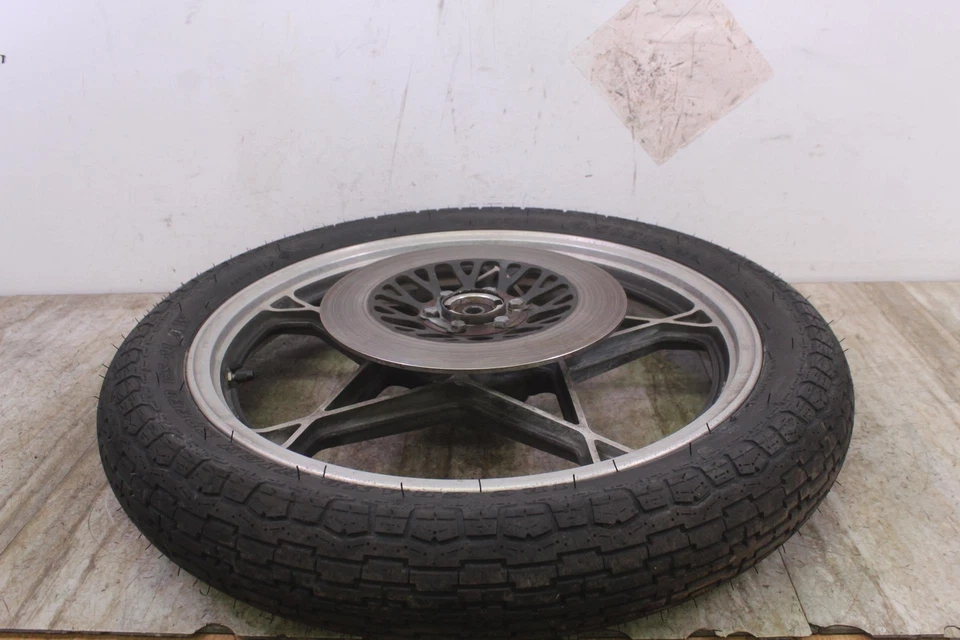 Conjunto de rueda delantera Suzuki GS450L 1980 con disco de freno/rotor 19 x 1,85 Foto 3 de 4
