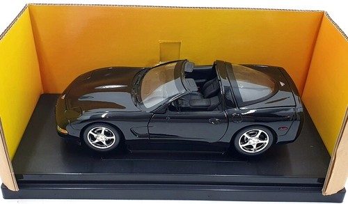 Ertl 1/18 Scale Diecast 33255X - 2003 Chevrolet Corvette - Black - Picture 4 of 5