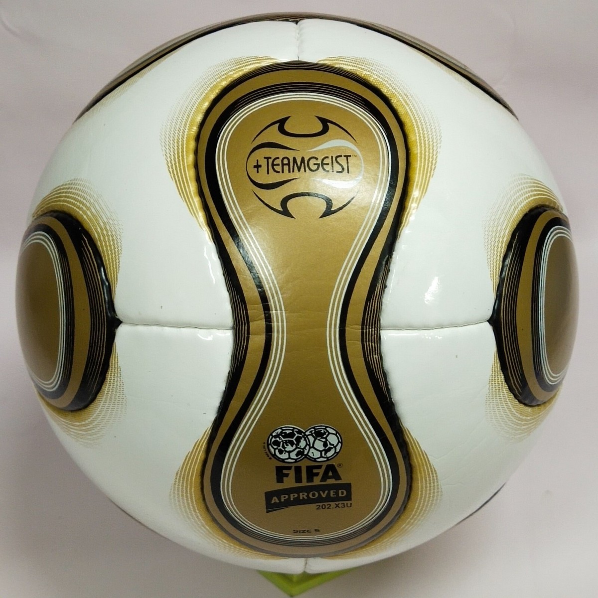 ADIDAS TEAMGEIST FIFA WORLD CUP 2006 GERMANY FINAL SOCCER