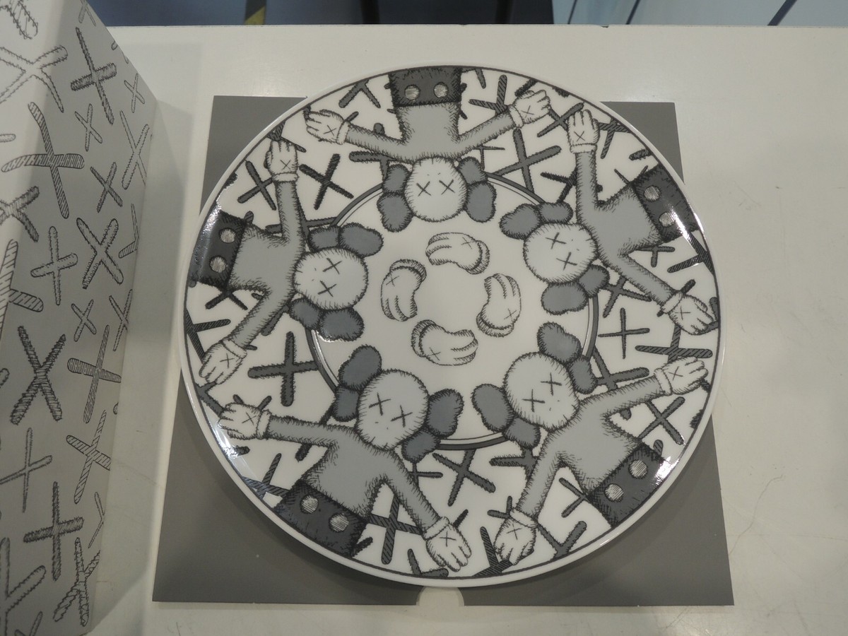 KAWS X NGV Ceramic Plate Set of 4 | eBay