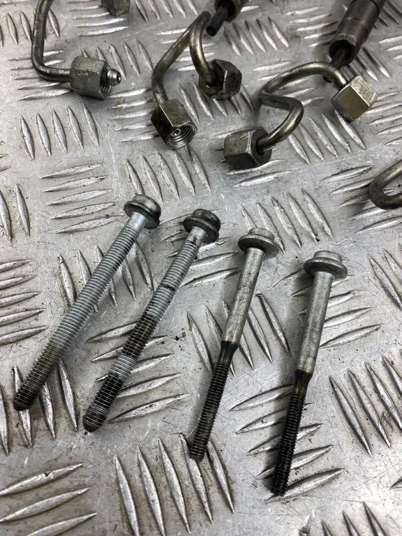 Juego de sistema de inyección de combustible diésel Audi A4 S4 B8 8K 2013 03L130755AC ETO32447 Foto 2 de 4