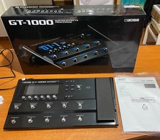 Boss GT-1000 Pedaliera multieffetti chitarra e basso