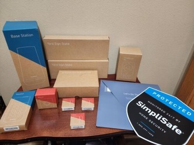 SimpliSafe 10pc Security System Model SSCS3 With Outdoor Kit