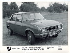Austin Allegro 1300 Super 4 door original official 1975-1976 press photograph