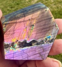 Crystal 89g Amazing Purple Pink Sunset Blue Flash Labradorite Freeform Obelisk
